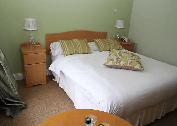 Отель The Old Imperial 3*